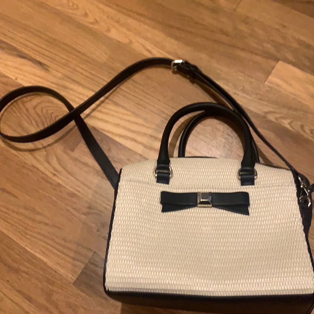 Kate Spade purse with a bow